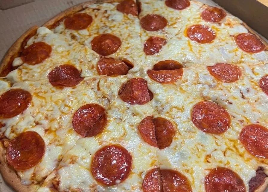 Popular item de Rosvil Pizzas: Pepperoni